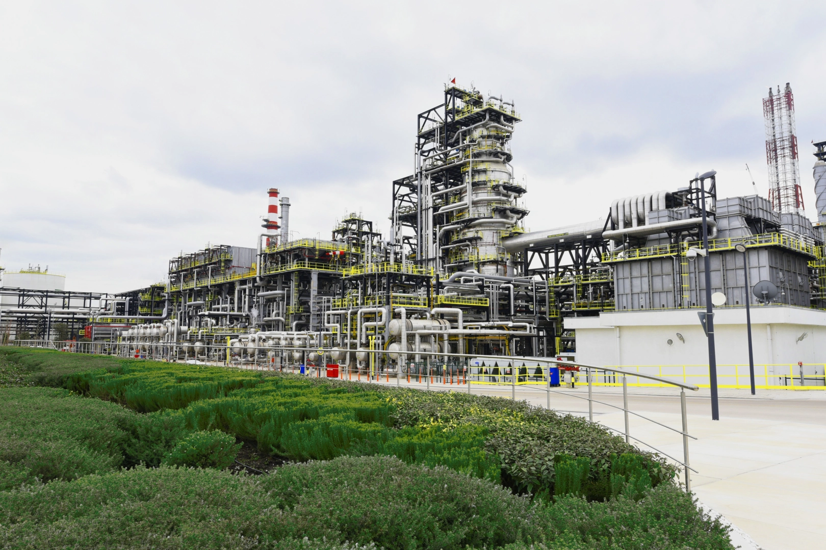 T&uuml;praş, S&uuml;rd&uuml;r&uuml;lebilirlikteki Başarılı Performansıyla Global Liderler Arasında