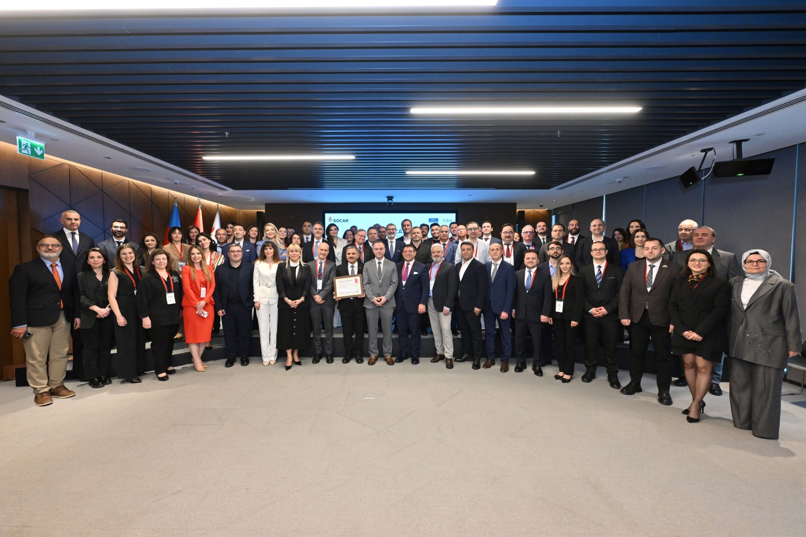 SOCAR Energy School&nbsp;  D&ouml;rd&uuml;nc&uuml; D&ouml;nem Mezunlarını Verdi